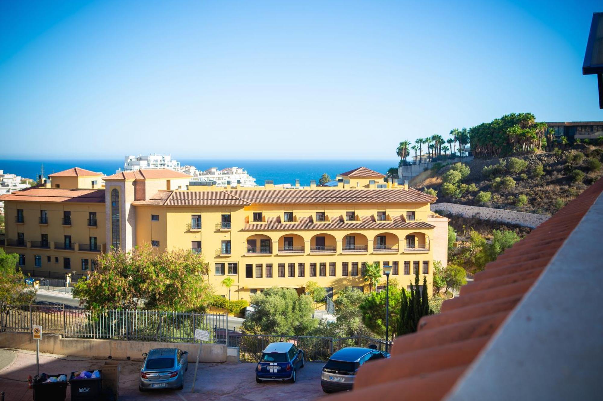 Benalhome - Tu Hogar Con Terraza Y Ducha Exterior Benalmádena Exterior foto